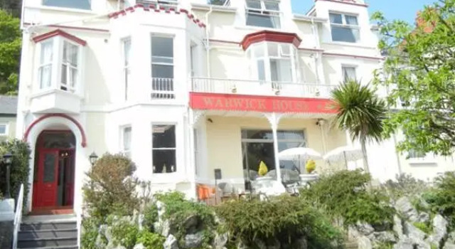 Warwick Hotel, Забронировать Отель Отели Лландидно 3 звезды, рядом с Pen-y-Dinas Hillfort, 3*
