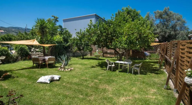 Апартаменты The Lemon Yard 1bedroom Apartment