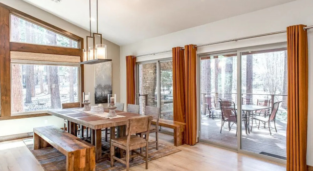 3854 Regina Road Home, Забронировать Дом для отпуска Саут-Лейк-Тахо South Lake Tahoe Area, рядом с Ганбаррел Экспресс