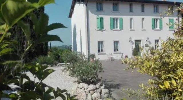 Cascina Belvedere, Prenota Hotel Cavriana Lombardia