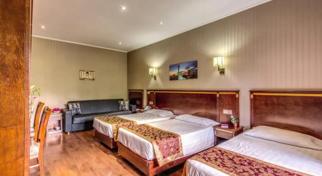 Трёхместный номер Standard Rome Love Hotel