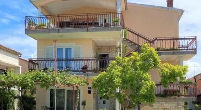 Apartments Lirio