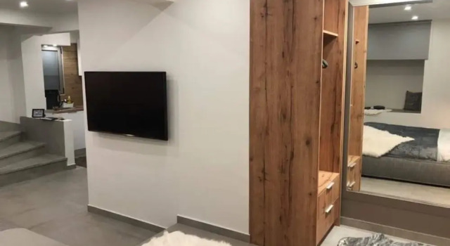 Kolonaki Semi Underground Loft