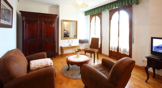 Полулюкс с балконом Hotel Merindad de Olite