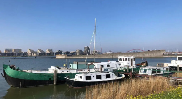 Номер Standard Floating B&B Amsterdam