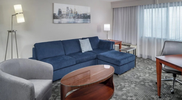 Люкс Courtyard by Marriott Austin Parmer Tech Ridge