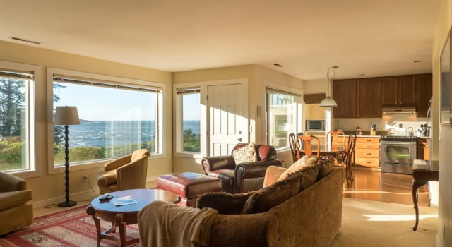 Commodore Condominium 1 2 Bedrooms 2 Bathrooms Condo, Prenota Appartamento Hotel a Oregon con parcheggio, Parcheggio