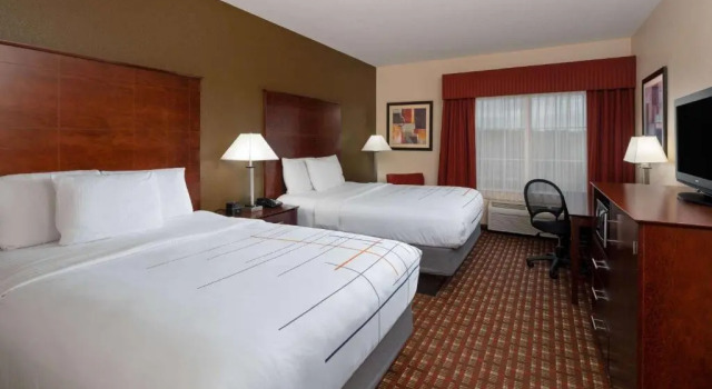Четырёхместный номер Deluxe La Quinta by Wyndham Macon West
