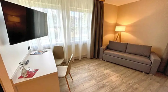 Люкс Hotel & Restaurant Bergfried