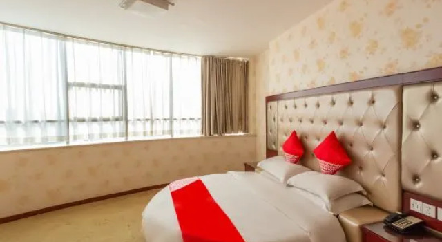Люкс Shuifu Huadu Hotel