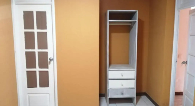 Кровать в общем номере Surf House Hostel