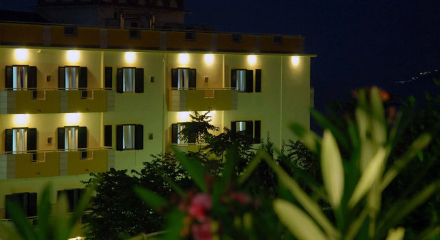 Hotel Solaria, Book Hotel Hoteller i Rodi Garganico med parkering, Parkering