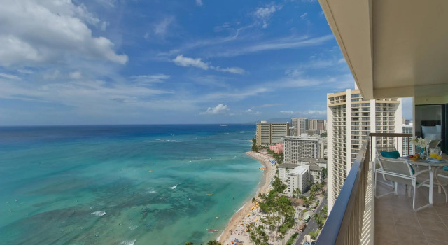 Номер Standard с 2 комнатами с видом на океан Aston Waikiki Beach Tower