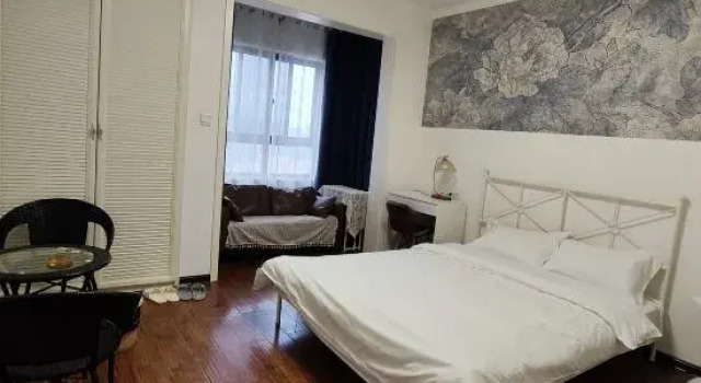 Lunar chord Koi, Book Hotel Kaifeng Henan