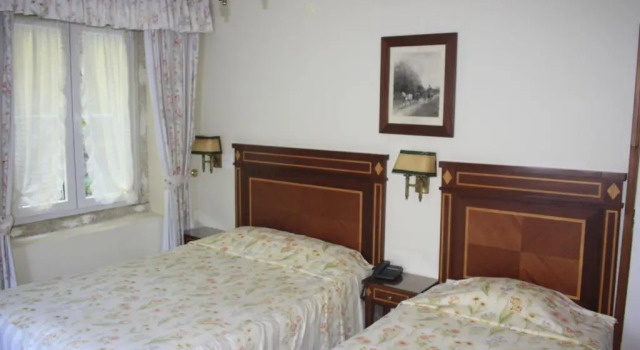 Трёхместный номер Standard с видом на сад Hotel Sintra Jardim