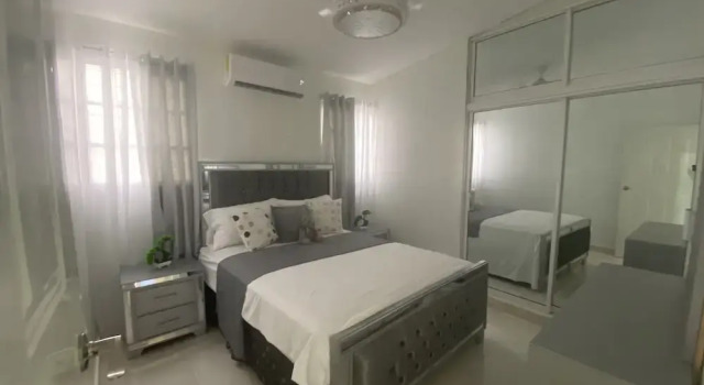 7DR Apt in Prime Location Near Monumental Area