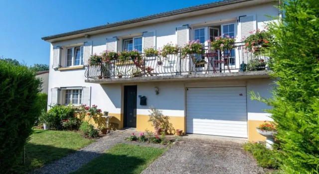 Maison Étain, 4 pièces, 6 personnes - FR-1-585-57, Prenota Hotel Étain Meuse