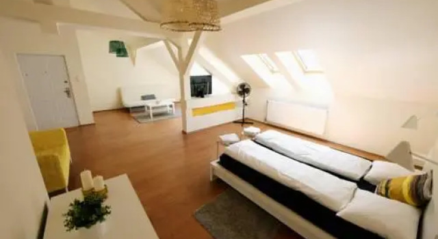 High Light Apartment, Забронировать Апартаменты/квартира Отели Будапешта с парковкой, рядом с Базар Королевского сада, Парковка