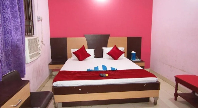 Goroomgo Puri Dham Lodge Puri, Book Hotel Hotels in Puri with Parking, Parking
