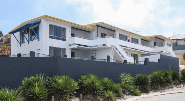 Апартаменты Economy Scarborough Apartments