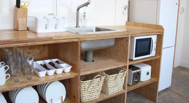 Кровать в общем номере (женский номер) Ishigaki Guesthouse HIVE