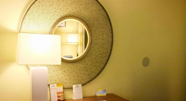 Номер Standard Days Inn by Wyndham Newark Wilmington