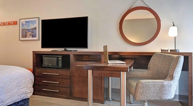 Одноместный люкс Hampton Inn Anderson