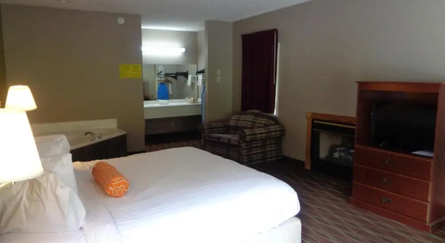 Люкс SureStay Hotel by Best Western Helen Downtown