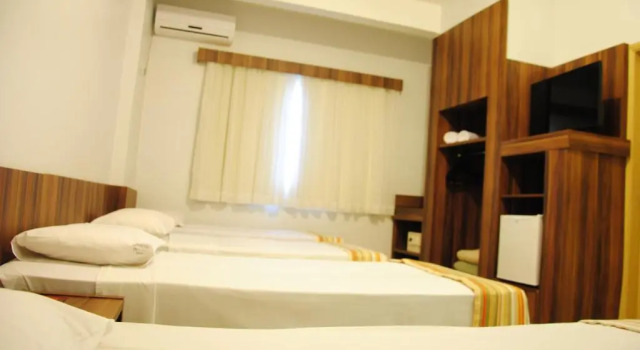 Четырёхместный номер Standard Hotel Morada do Sol