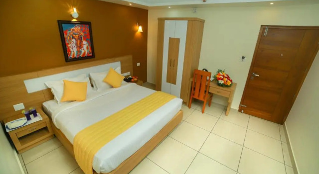 Номер Deluxe Treebo Sree Varshavilas Regency, 500 Mtrs From Guruvayoor Temple