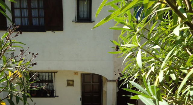 Pleasing Holiday Home in La Torre Vella With Swimming Pool, Buchen Sie Hotel Tor Katalonien