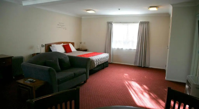 Апартаменты Luxury Touchwood Motor Lodge