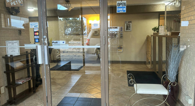 Candlelight Inn by Capital O Scottsbluff, Buchen Sie Hotel Scottsbluff Nebraska