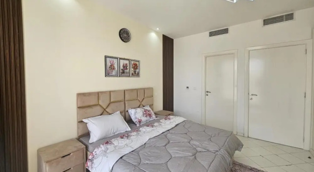 Elegant 2-bed Villa And hall, G,1