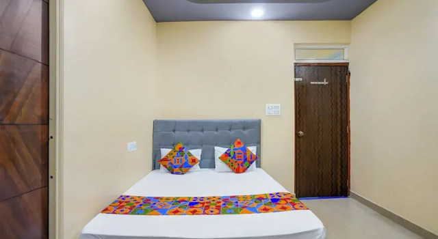 Номер Deluxe Fabhotel Imperial Blue