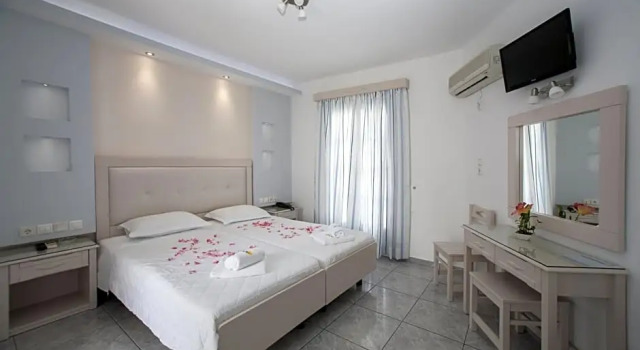 Номер Standard Ilion Hotel
