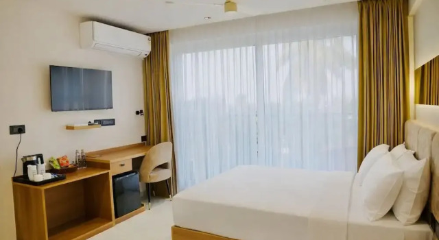 Люкс Hotel Hanata Kochi