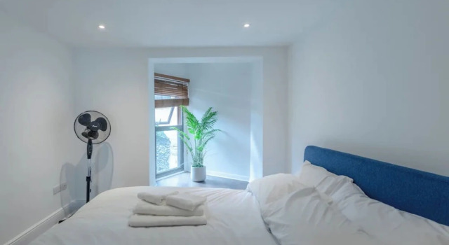 Bright & Contemporary 1BD Flat - Haggerston, Varaa Huoneisto Asunnot kohteessa Merseyside, Huoneisto