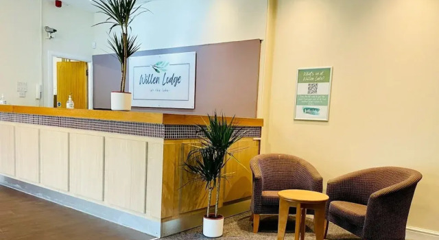 The Willen Lodge Hotel, Забронировать Отель Отели Бакингемшир с парковкой, Парковка
