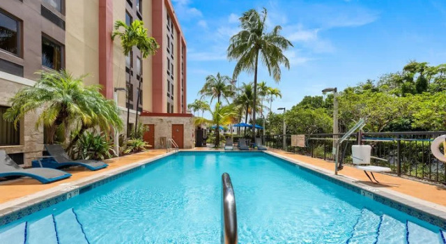 Одноместный номер Premium Hampton Inn Miami-Airport West