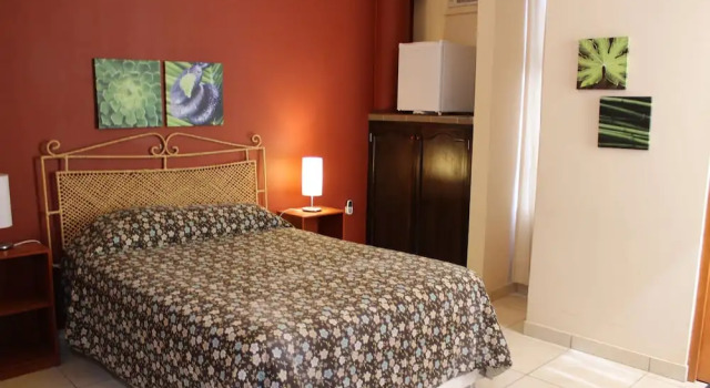 Standard Single room Don Agucho Hotel