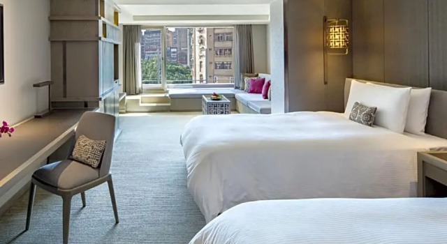 Двухместный номер Premium с балконом Regent Taipei