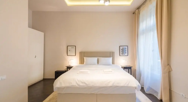Апартаменты Luxury Venus Apartments - Opera III