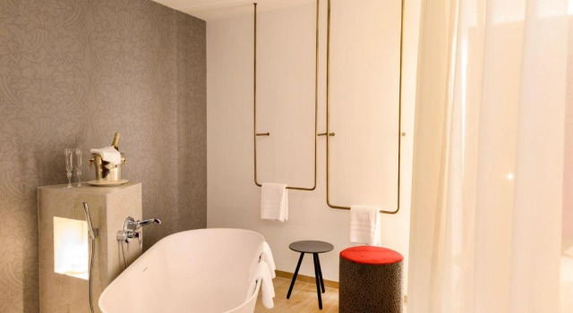 Полулюкс Romantik Hotel & Restaurant Sternen
