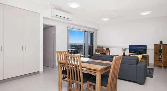 Полулюкс c 1 комнатой с балконом Ramada Suites by Wyndham Zen Quarter Darwin