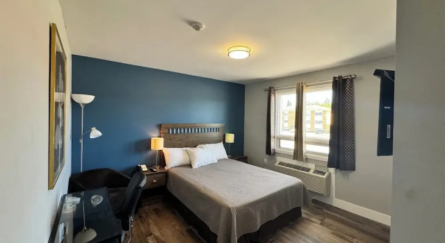 Номер Standard c 1 комнатой Alpha Inn
