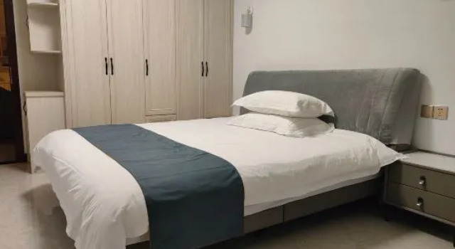 Люкс Premium с 3 комнатами Lixinyuan Homestay