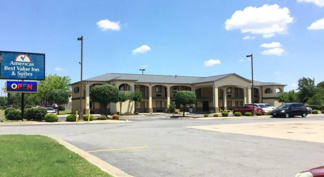 Люкс Americas Best Value Inn and Suites Little Rock
