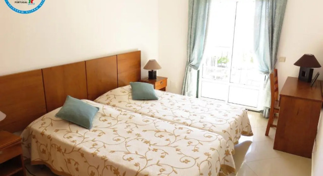 Апартаменты Apartamento T1 com vista mar perto da Praia N.ª Sra. da Rocha