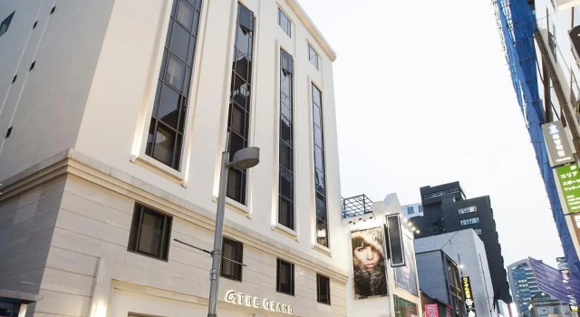 Номер Standard The Grand Hotel Myeongdong